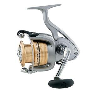 Катушка безынерционная Daiwa Crossfire 2500-3iB